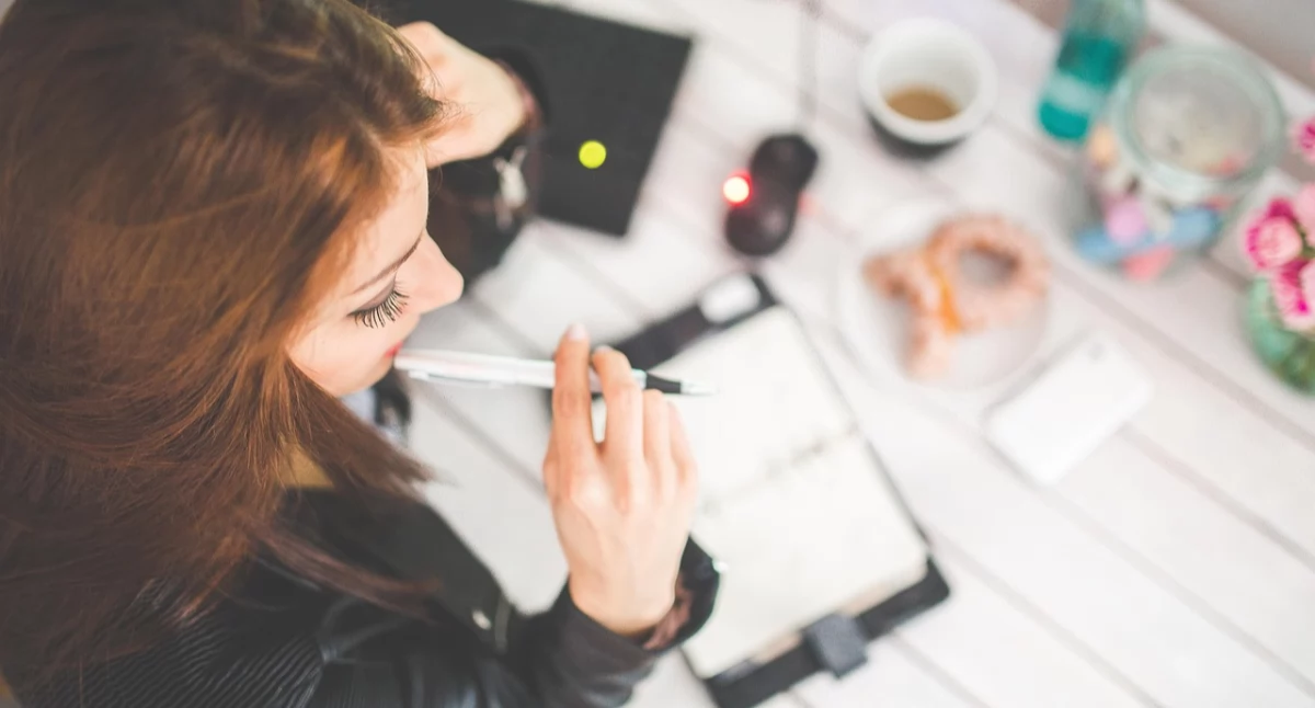 Artykuł sponsorowany, przetrwać poranek biegu sposobów spokojny start - zdjęcie, fotografia